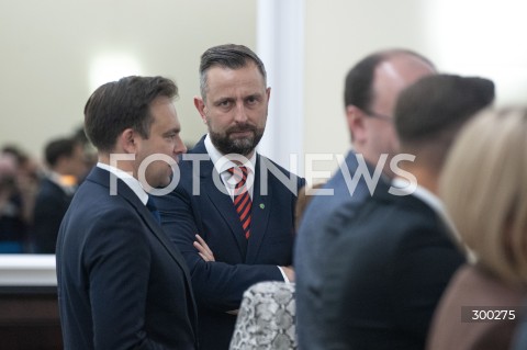  01.07.2025 WARSZAWA<br />
POSIEDZENIE RZADU<br />
N/Z WLADYSLAW KOSINIAK KAMYSZ ANDRZEJ DOMANSKI<br />
 