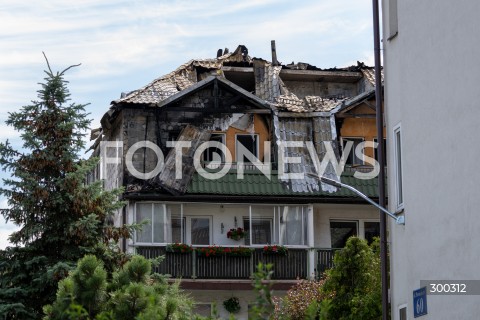  04.07.2025 ZABKI<br />
POZAR BUDYNKU MIESZKALNEGO<br />
N/Z BUDYNEK PO POZARZE<br />
FOT. MARCIN BANASZKIEWICZ / FOTONEWS  