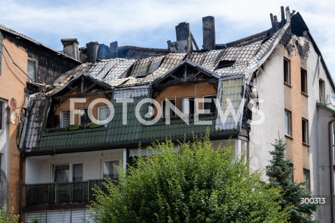  04.07.2025 ZABKI<br />
POZAR BUDYNKU MIESZKALNEGO<br />
N/Z BUDYNEK PO POZARZE<br />
FOT. MARCIN BANASZKIEWICZ / FOTONEWS  