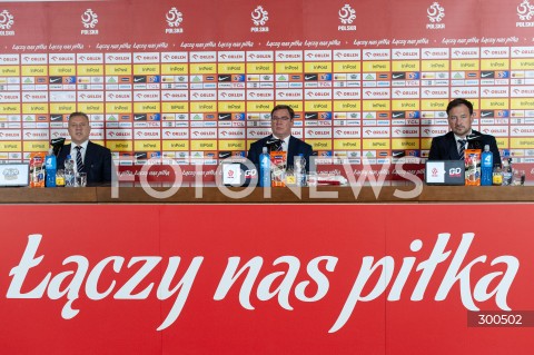  17.07.2025 WARSZAWA<br />
JAN URBAN NOWYM SELEKCJONEREM REPREZENTACJI POLSKI<br />
N/Z JAN URBAN CEZARY KULESZA LUKASZ WACHOWSKI<br />
 