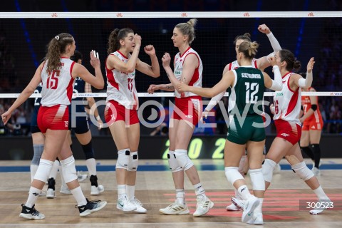  23.07.2025 LODZ <br />
FIVB WOMEN'S VOLLEYBALL NATIONS LEAGUE <br />
SIATKARSKA LIGA NARODOW KOBIET <br />
MECZ POLSKA - CHINY ( POLAND - CHINA ) <br />
N/Z MARTYNA LUKASIK MAGDALENA STYSIAK RADOSC EMOCJE<br />
 