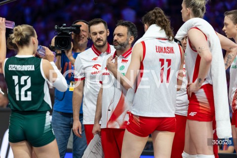  23.07.2025 LODZ <br />
FIVB WOMEN'S VOLLEYBALL NATIONS LEAGUE <br />
SIATKARSKA LIGA NARODOW KOBIET <br />
MECZ POLSKA - CHINY ( POLAND - CHINA ) <br />
N/Z TRENER STEFANO LAVARINI <br />
 