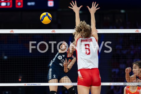  23.07.2025 LODZ <br />
FIVB WOMEN'S VOLLEYBALL NATIONS LEAGUE <br />
SIATKARSKA LIGA NARODOW KOBIET <br />
MECZ POLSKA - CHINY ( POLAND - CHINA ) <br />
N/Z YUSHAN ZHUANG<br />
 