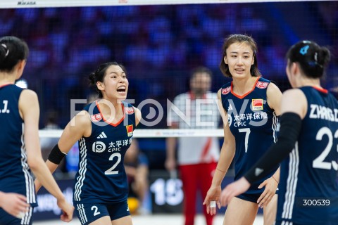  23.07.2025 LODZ <br />
FIVB WOMEN'S VOLLEYBALL NATIONS LEAGUE <br />
SIATKARSKA LIGA NARODOW KOBIET <br />
MECZ POLSKA - CHINY ( POLAND - CHINA ) <br />
N/Z  RADOSC EMOCJE YUSHAN ZHUANG<br />
 