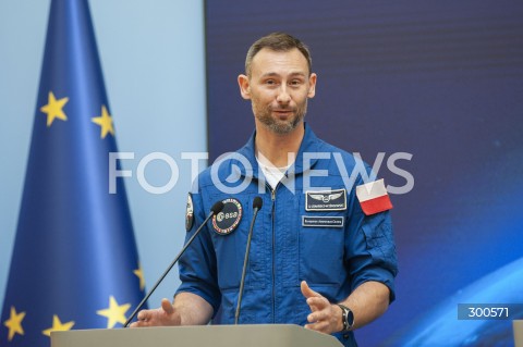  24.07.2025 WARSZAWA<br />
SPOTKANIE PREMIERA Z POLSKIM ASTRONAUTA<br />
N/Z SLAWOSZ UZNANSKI WISNIEWSKI<br />
 