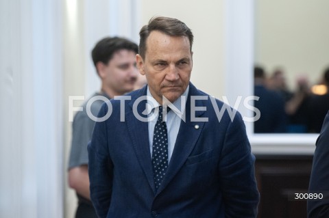  05.08.2025 WARSZAWA<br />
POSIEDZENIE RADY MINISTROW<br />
N/Z RADOSLAW SIKORSKI<br />
 