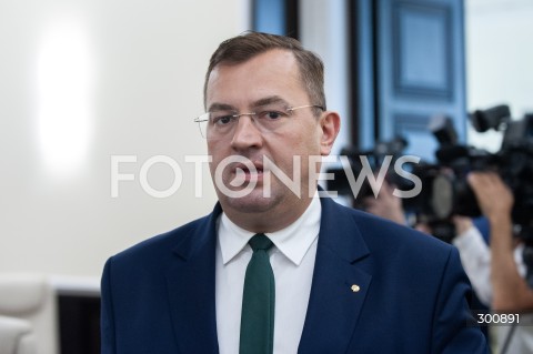  05.08.2025 WARSZAWA<br />
POSIEDZENIE RADY MINISTROW<br />
N/Z STEFAN KRAJEWSKI<br />
 