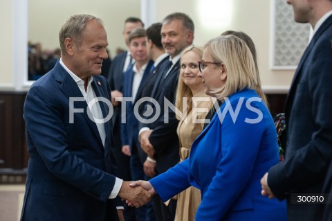  05.08.2025 WARSZAWA<br />
POSIEDZENIE RADY MINISTROW<br />
N/Z PREMIER DONALD TUSK PAULINA HENNIG KLOSKA<br />
 