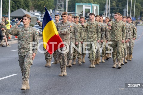  10.08.2025 WARSZAWA<br />
PROBA DEFILADY PRZED SWIETEM WOJSKA POLSKIEGO<br />
N/Z WOJSKA RUMUNSKIE<br />
FOT. MARCIN BANASZKIEWICZ / FOTONEWS  
