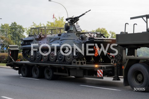  10.08.2025 WARSZAWA<br />
PROBA DEFILADY PRZED SWIETEM WOJSKA POLSKIEGO<br />
N/Z TRANSPORTER ROZPOZNANIA INZYNIERYJNEGO HORS<br />
FOT. MARCIN BANASZKIEWICZ / FOTONEWS  