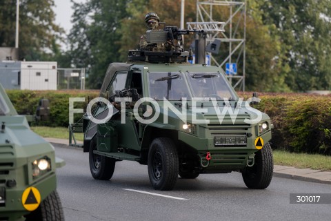  10.08.2025 WARSZAWA<br />
PROBA DEFILADY PRZED SWIETEM WOJSKA POLSKIEGO<br />
N/Z LEKKI POJAZD UDERZENIOWY ZMIJA<br />
FOT. MARCIN BANASZKIEWICZ / FOTONEWS  