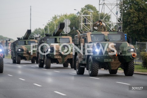  10.08.2025 WARSZAWA<br />
PROBA DEFILADY PRZED SWIETEM WOJSKA POLSKIEGO<br />
N/Z WOZ BOJOWY WARAN GLADIUS<br />
FOT. MARCIN BANASZKIEWICZ / FOTONEWS  