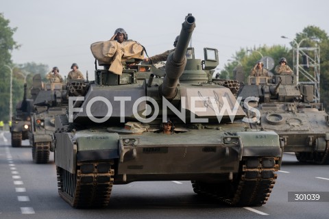  10.08.2025 WARSZAWA<br />
PROBA DEFILADY PRZED SWIETEM WOJSKA POLSKIEGO<br />
N/Z CZOLG M1 ABRAMS<br />
FOT. MARCIN BANASZKIEWICZ / FOTONEWS  