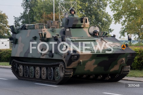  10.08.2025 WARSZAWA<br />
PROBA DEFILADY PRZED SWIETEM WOJSKA POLSKIEGO<br />
N/Z WOZ DOWODCZO SZTABOWY WDSZ<br />
FOT. MARCIN BANASZKIEWICZ / FOTONEWS  