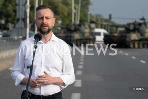  10.08.2025 WARSZAWA<br />
KONFERENCJA PRASOWA MINISTRA OBRONY NARODOWEJ<br />
N/Z WLADYSLAW KOSINIAK KAMYSZ<br />
FOT. MARCIN BANASZKIEWICZ / FOTONEWS  