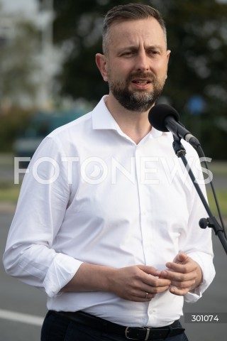  10.08.2025 WARSZAWA<br />
KONFERENCJA PRASOWA MINISTRA OBRONY NARODOWEJ<br />
N/Z WLADYSLAW KOSINIAK KAMYSZ<br />
FOT. MARCIN BANASZKIEWICZ / FOTONEWS  
