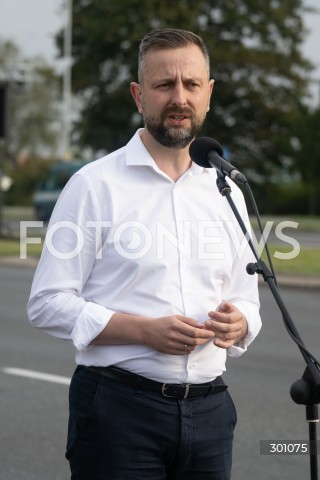  10.08.2025 WARSZAWA<br />
KONFERENCJA PRASOWA MINISTRA OBRONY NARODOWEJ<br />
N/Z WLADYSLAW KOSINIAK KAMYSZ<br />
FOT. MARCIN BANASZKIEWICZ / FOTONEWS  