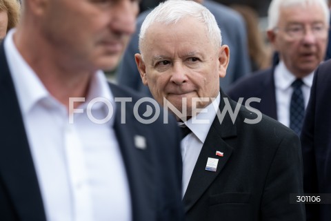 Miesięcznica smoleńska w Warszawie