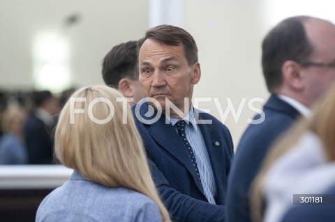  12.08.2025 WARSZAWA<br />
POSIEDZENIE RADY MINISTROW<br />
N/Z RADOSLAW SIKORSKI<br />
 