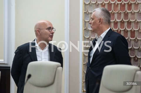  12.08.2025 WARSZAWA<br />
POSIEDZENIE RADY MINISTROW<br />
N/Z ROBERT KROPIWNICKI TOMASZ SIEMONIAK<br />
 