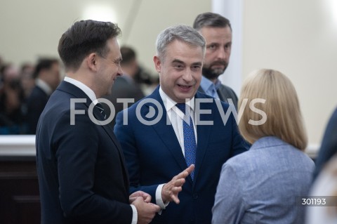  12.08.2025 WARSZAWA<br />
POSIEDZENIE RADY MINISTROW<br />
N/Z KRZYSZTOF GAWKOWSKI ANDRZEJ DOMANSKI<br />
 