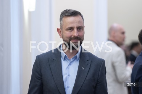  12.08.2025 WARSZAWA<br />
POSIEDZENIE RADY MINISTROW<br />
N/Z WLADYSLAW KOSINIAK KAMYSZ<br />
 