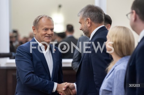  12.08.2025 WARSZAWA<br />
POSIEDZENIE RADY MINISTROW<br />
N/Z PREMIER DONALD TUSK WALDEMAR ZUREK<br />
 