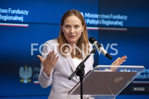  12.08.2025 WARSZAWA<br />
KONFERENCJA W MINISTERSTWIE FUNDUSZY I POLITYKI REGIONALNEJ <br />
N/Z KATARZYNA PELCZYNSKA NALECZ<br />
 