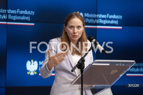  12.08.2025 WARSZAWA<br />
KONFERENCJA W MINISTERSTWIE FUNDUSZY I POLITYKI REGIONALNEJ <br />
N/Z KATARZYNA PELCZYNSKA NALECZ<br />
 