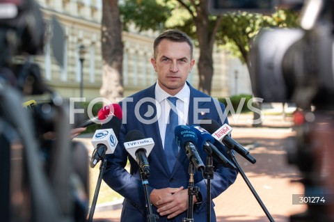 Konferencja rzecznika rządu Adama Szłapki w Warszawie