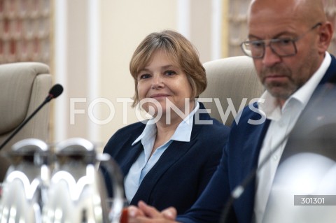  19.08.2025 WARSZAWA<br />
POSIEDZENIE RADY MINISTROW<br />
N/Z KAROLINA ZIOLO PUZUK<br />
 