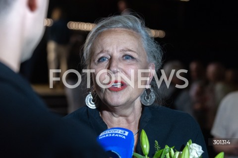  21.08.2025 WARSZAWA<br />
ODSLONIECIE NEONU OCH TEATR<br />
N/Z KRZYSTYNA JANDA<br />
 