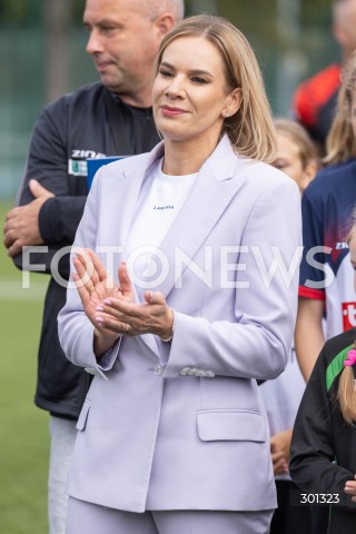  23.08.2025 TARNOBRZEG <br />
WIZYTA PIERWSZEJ DAMY MARTY NAWROCKIEJ W TARNOBRZEGU<br />
UDZIAL W IV PODKARPACKIM FESTIWALU PILKI NOZNEJ KOBIECEJ <br />
N/Z MARTA NAWROCKA<br />
 