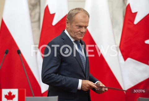  25.08.2025 WARSZAWA<br />
SPOTKANIE PREMIEROW POLSKI I KANADY<br />
N/Z DONALD TUSK<br />
 