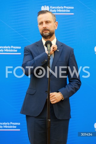  27.08.2025 WARSZAWA<br />
KONFERENCJA MINISTROW PO RADZIE GABINETOWEJ <br />
N/Z WLADYSLAW KOSINIAK KAMYSZ<br />
 