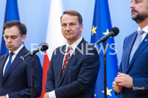  27.08.2025 WARSZAWA<br />
KONFERENCJA MINISTROW PO RADZIE GABINETOWEJ <br />
N/Z RADOSLAW SIKORSKI<br />
 