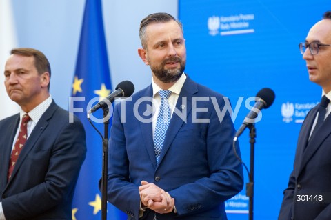  27.08.2025 WARSZAWA<br />
KONFERENCJA MINISTROW PO RADZIE GABINETOWEJ <br />
N/Z WLADYSLAW KOSINIAK KAMYSZ<br />
 