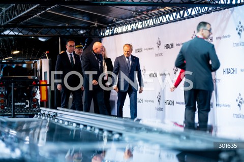  23.09.2025 GDANSK<br />
WIZYTA PREMIERA DONALDA TUSKA NA TARGACH TRAKO W GDANSKU<br />
N/Z DONALD TUSK WYSTAWA HITACHI<br />
 
