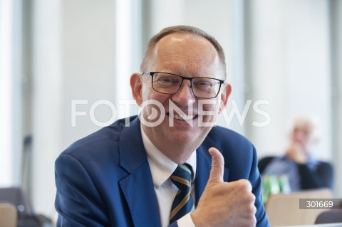  24.09.2025 WARSZAWA SEJM <br />
DZIEN W SEJMIE<br />
N/Z ROMAN FRITZ<br />
 