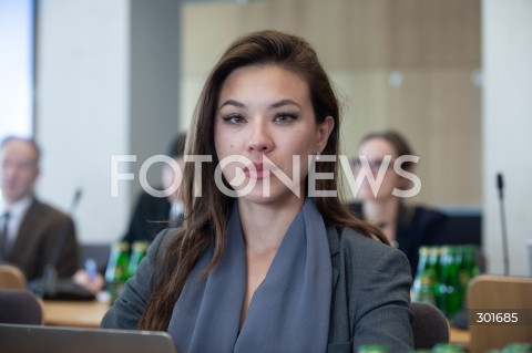  24.09.2025 WARSZAWA SEJM <br />
DZIEN W SEJMIE<br />
N/Z ALEKSANDRA UZNANSKA WISNIEWSKA<br />
 