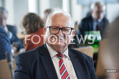  24.09.2025 WARSZAWA SEJM <br />
DZIEN W SEJMIE<br />
N/Z TADEUSZ SAMBORSKI<br />
 