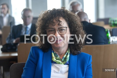  24.09.2025 WARSZAWA SEJM <br />
DZIEN W SEJMIE<br />
N/Z ELZBIETA BURKIEWICZ<br />
 