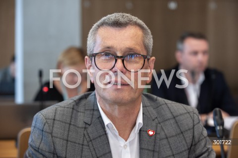  24.09.2025 WARSZAWA SEJM <br />
DZIEN W SEJMIE<br />
N/Z HENRYK SZOPINSKI<br />
 