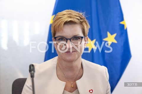  24.09.2025 WARSZAWA SEJM <br />
DZIEN W SEJMIE<br />
N/Z URSZULA AUGUSTYN<br />
 