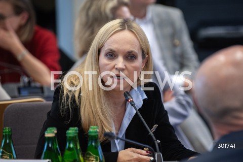  24.09.2025 WARSZAWA SEJM <br />
DZIEN W SEJMIE<br />
N/Z JOLANTA SOBIERANSKA GRENDA<br />
 