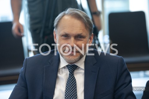  24.09.2025 WARSZAWA SEJM <br />
DZIEN W SEJMIE<br />
N/Z GRZEGORZ LOREK<br />
 