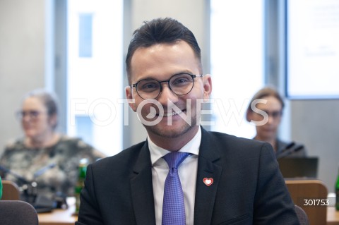  24.09.2025 WARSZAWA SEJM <br />
DZIEN W SEJMIE<br />
N/Z ADRIAN WITCZAK<br />
 