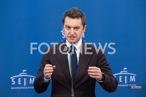  03.10.2025 WARSZAWA SEJM<br />
DZIEN W SEJMIE<br />
N/Z SEBASTIAN KALETA<br />
 