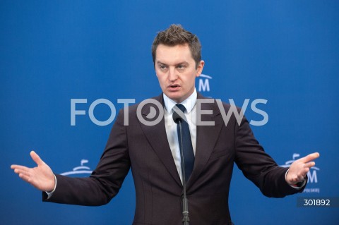  03.10.2025 WARSZAWA SEJM<br />
DZIEN W SEJMIE<br />
N/Z SEBASTIAN KALETA<br />
 