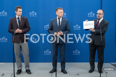  03.10.2025 WARSZAWA SEJM<br />
DZIEN W SEJMIE<br />
N/Z MARIUSZ BLASZCZAK SEBASTIAN KALETA PAWEL JABLONSKI<br />
 